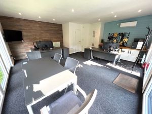 Photo 55- click for photo gallery